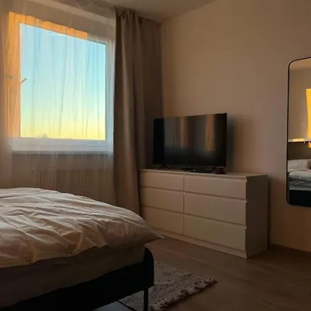 Small Cozy Apartment, Coffee And Parking Free * Bratislava