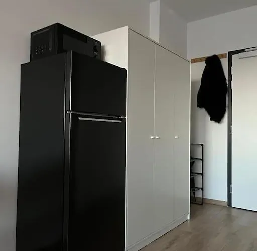 Small Cozy Apartment, Coffee And Parking Free Apartament