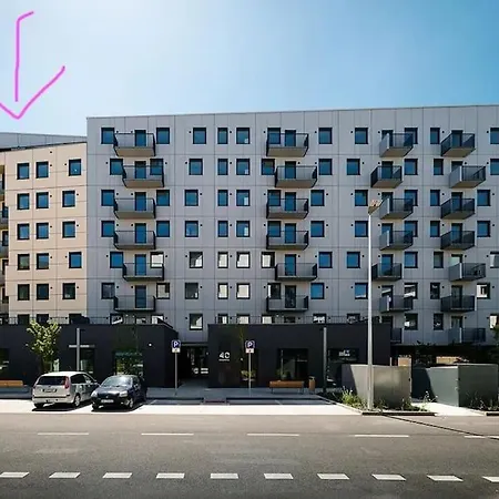 Small Cozy Apartment, Coffee And Parking Free Lejlighed