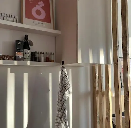 Small Cozy Apartment, Coffee And Parking Free * Pozsony